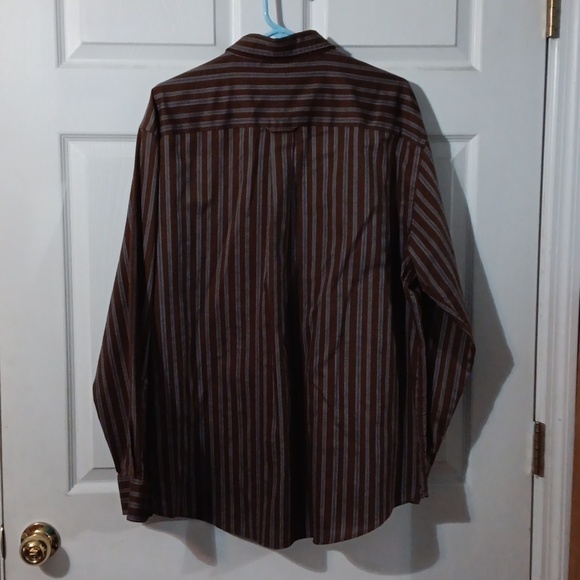 St.Johns Bay Iron Free long sleeve button up - Picture 3 of 3